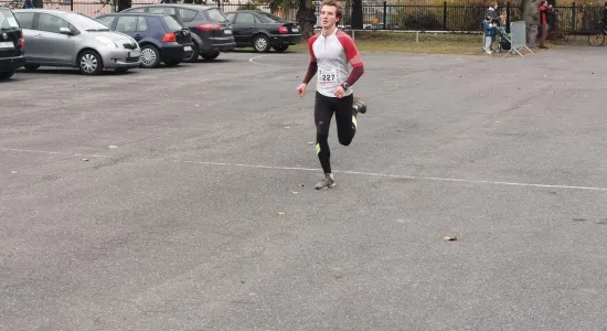 75642370 587382125365571 6485551284412743680 