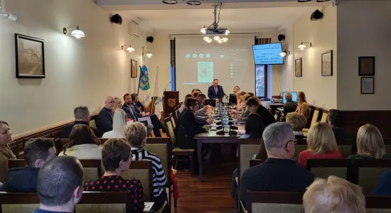 e04c08255bbaf9309a54b531154d9902