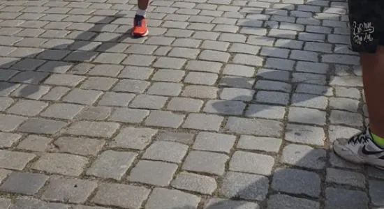 10 ząbkowicka 