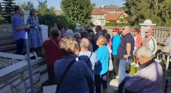 e62830c7bd656ca296f47cf92d3b6b38