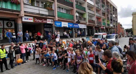 240943084 199013375624628 3026438082208599011 