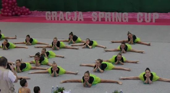 57004839 1039591392914990 272122642473943040 