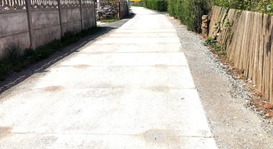 edaf05473e23035bb8fdeb6bb52b053b