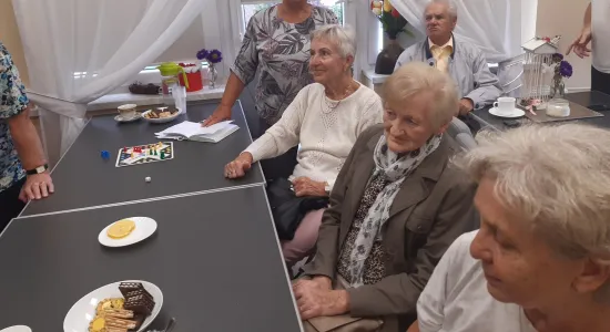 f34d0a0e6a7c1f8095aa50429d3b680c