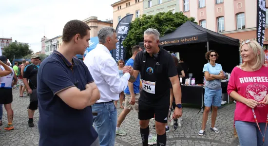 f502c2afb4cc3a581f609c28d27ae548