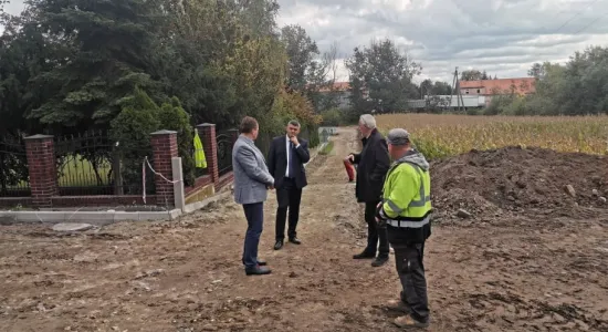 71956654 2621320171261820 8189648381656694784 