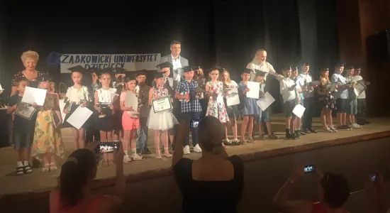 64413389 2166421053648018 6558117106225774592 