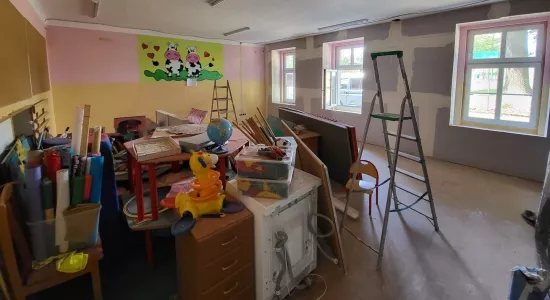 f96be21fba4815fafa402f9bee492281