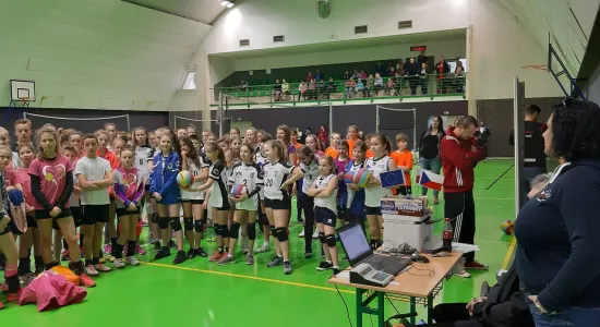 56742582 261562618082778 2926798244019175424 