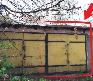 zdjęcie przedstawiające drzwi wjazdowe do garażu przy ul. Aliantów