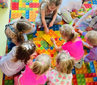 materiały dydaktyczne zakupione w ramach grantu dla PP1