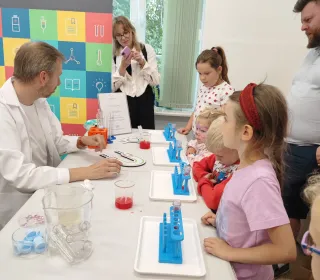 atrakcje dla dzieci podczas Dni i Nocy Krzywej Wieży 2025