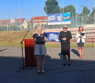 rozpoczęcie roku szkolnego w Szkole Podstawowej Nr 3 w Ząbkowicach Śląskich