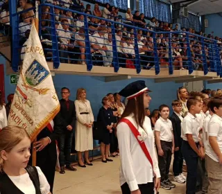 rozpoczęcie roku szkolnego w Szkole Podstawowej Nr 3 w Ząbkowicach Śląskich - ul. Powstańców Warszawy