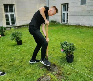 01a6cff8903f71c1a38f69921b005540