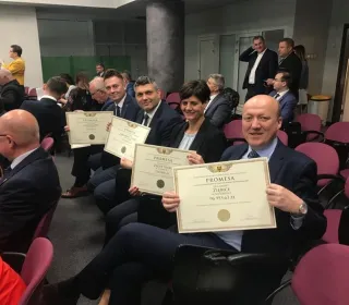 04442d83f475f5823e9ad85d8ccb1180