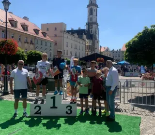 0981796216a269757b9c74898bbfcb2e