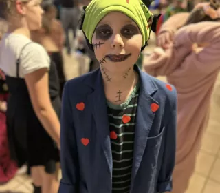 476422430 904250871783449 7887972387405991794 