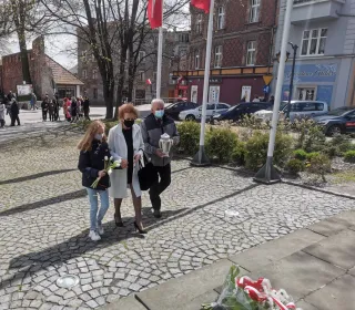 1990b8a4ac578da513ff083e5c0a77d9