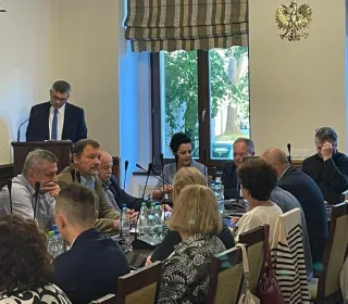 199dbd54a113c3823030ec98d4a239a5