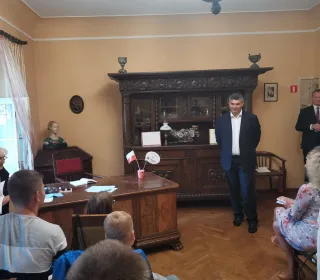 69918440 2358027807643716 4874600126464655360 