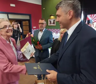 1a578567869a6800ce6d5de1de909a50