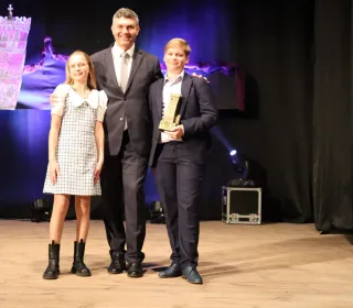 1c04d842e7fcf3105b935b3c0576412b