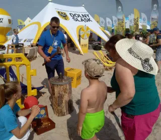 24bb5cb2a22c67f174eb295c3fa1a32e