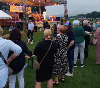 27c821325f6fdedbd33b97e06f4ee187