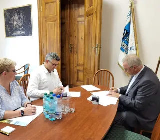 2a38b2a833c60031ce30a2ae37848f8d