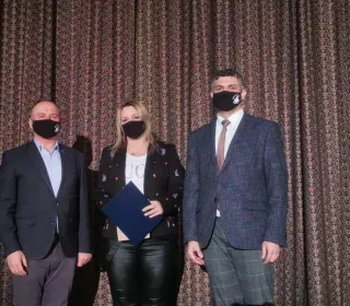 2d7b24c5e63bed9ab2c7b67592e4189f