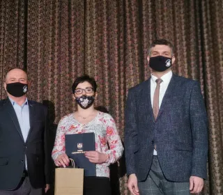 2da482cccddf4d150ecf3a2ead147092