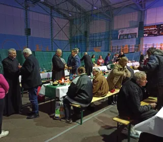 33320a6ab198a320c3d6268da24c2028