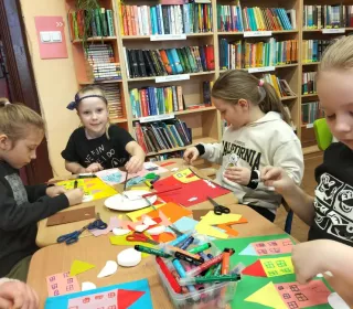 36f52c99845e20647c8a7b564d279c7d