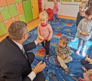 72709598 2629220660471771 719070215039614976 