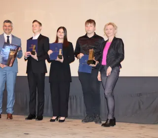 4186960e1df06178b6fa9502d7ce971e