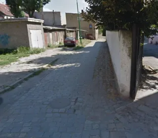 ciasna 