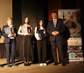 69af0a894a91eb8ae30da4c888277378