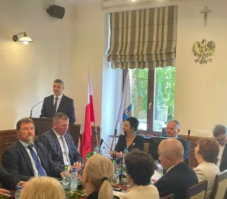 438238372 406137428856250 45194182498920152 