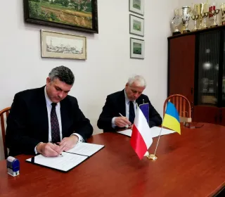 74955ec546fa0dcc5b2c1219cc43beb5