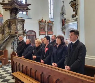 7a85f2fedcb0cf7bdcd4e0ea37c7f473