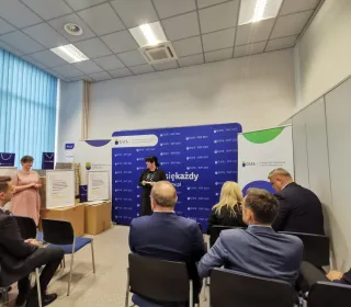 7c8dd5f25db7f1fb3ce905ad456f39e1