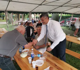 7de6d3c983d5d98a2dec9ecb87797ef2