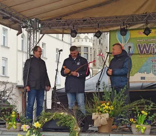 7e0d8f063af222fb35219b0981926d66