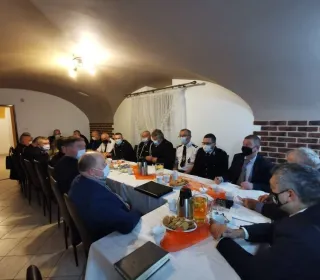 84ab663bd5182df2086413a50649b849