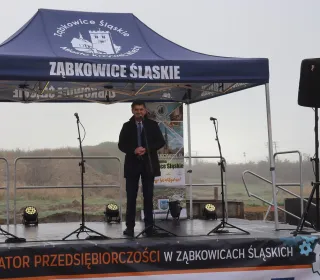 8f77a889e0e40ea07cd309bafdb16dd2