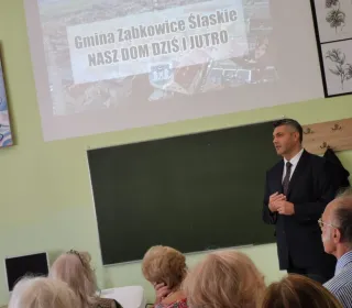 9e4a8a33071b921effa647b6d4ac3f86