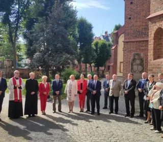 a7591e11f66f0026951fb250bd7c732c