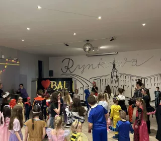 476421178 973208170978560 3317506508560727721 