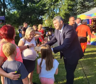 b4f2efee531e734fb6634677ee55231a